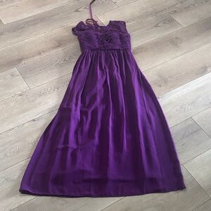 Donna Morgan Purple Maxi Dress. Size 4. Like new condition. Perfect for prom!